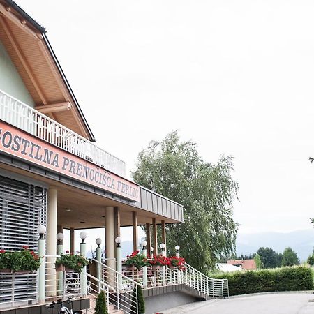 Hotel Gostilna In Prenocisca Ferlic à Braslovce Extérieur photo